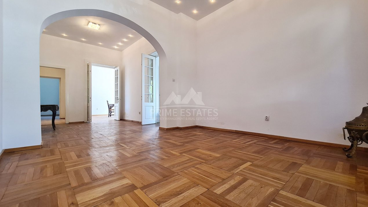 De vanzare apartament in vila, cu teren 605 mp Calea Floreasca