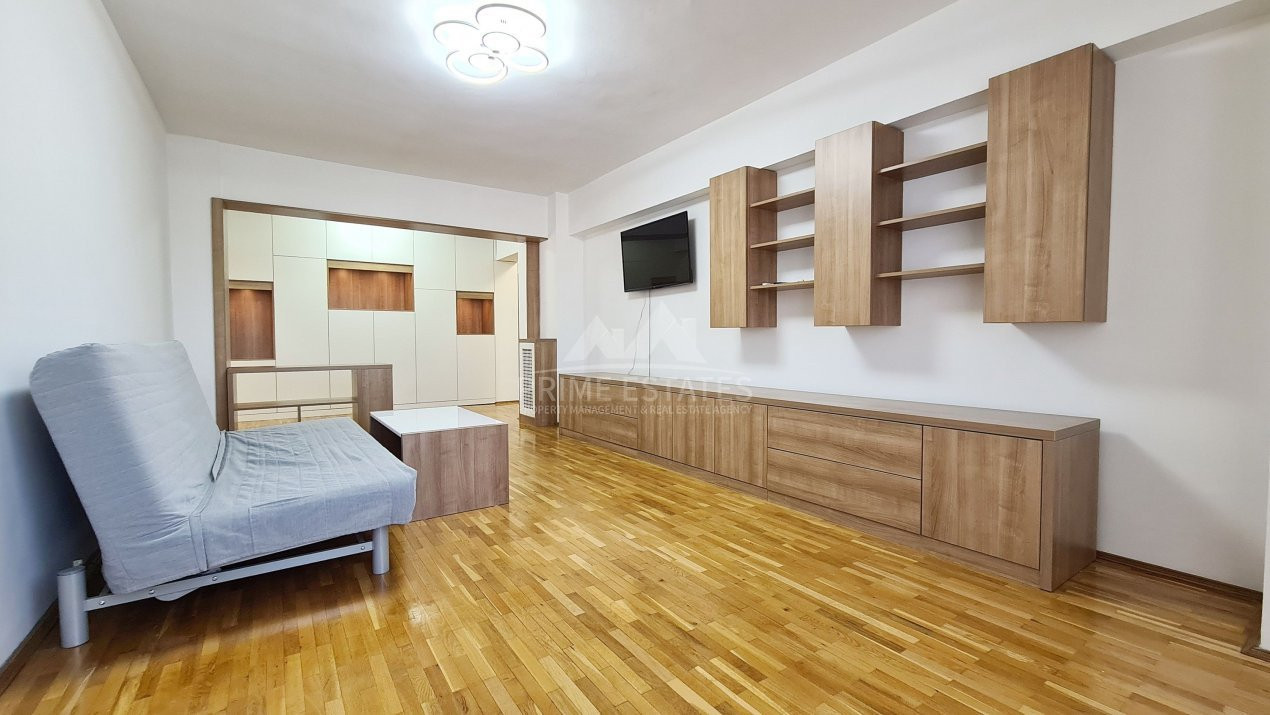 Apartament 4 camere de inchiriat Unirii Piata Alba Iulia 