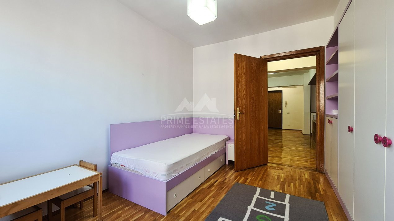 Apartament 4 camere de inchiriat Unirii Piata Alba Iulia 