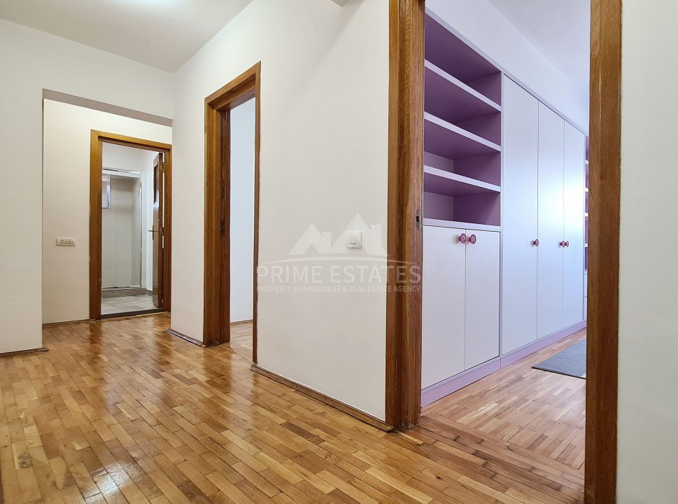 Apartament 4 camere de inchiriat Unirii Piata Alba Iulia 