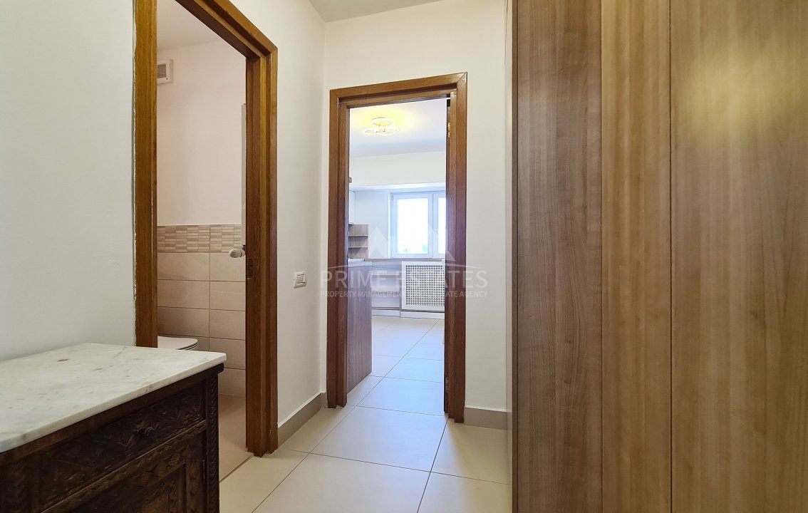 Apartament 4 camere de inchiriat Unirii Piata Alba Iulia 