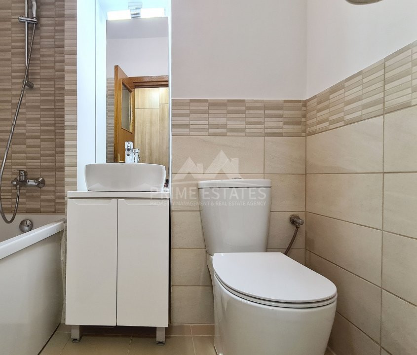 Apartament 4 camere de inchiriat Unirii Piata Alba Iulia 