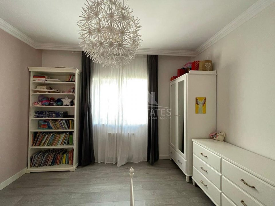 de inchiriat apartament 4 camere, Emerald Residence, lake view 