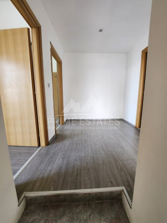 De vanzare vila tip duplex 5 camere Sidney Residence Tunari proaspat renovat