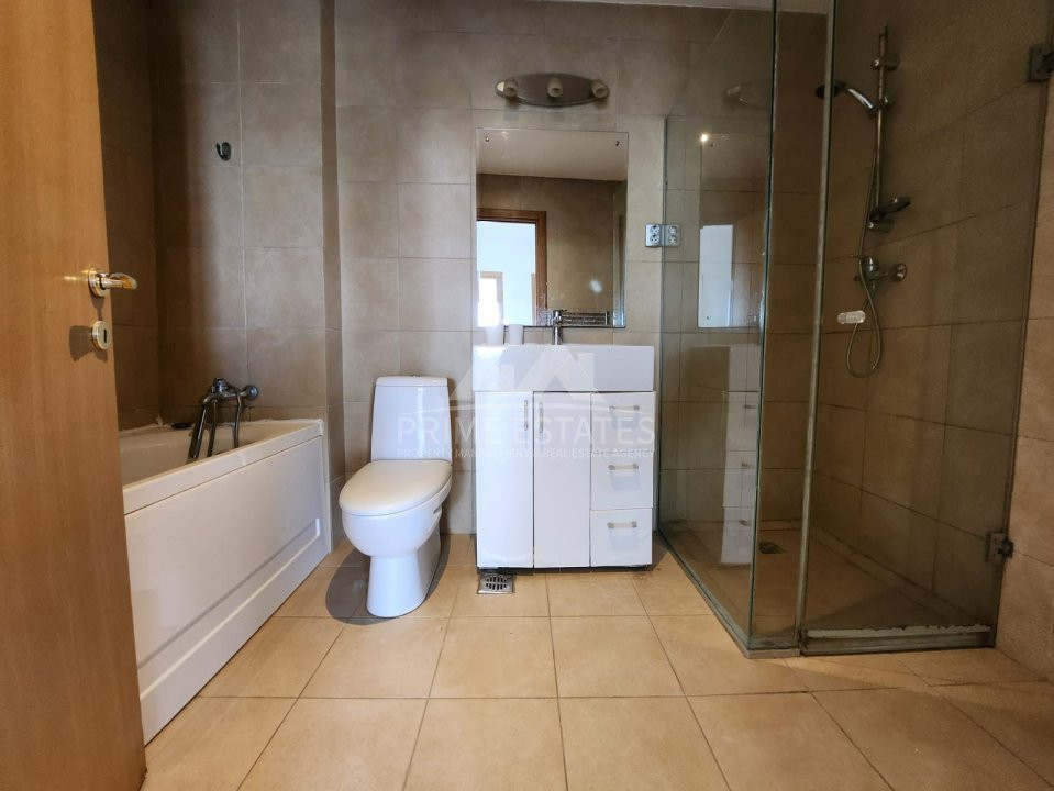 De vanzare vila tip duplex 5 camere Sidney Residence Tunari proaspat renovat