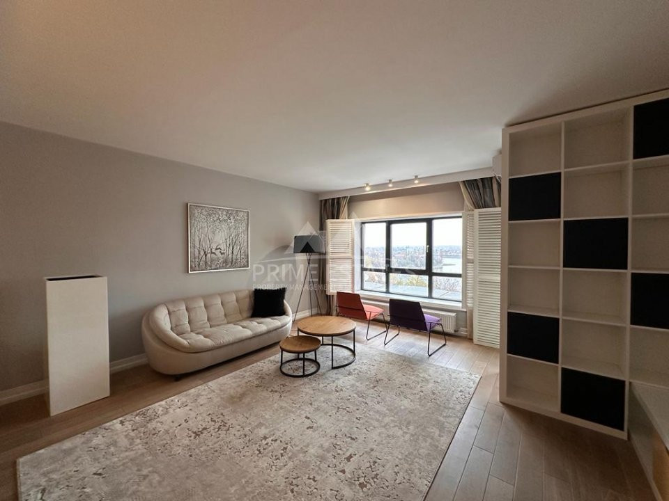 Apartament 3 camere de vanzare , Emerald Residence, lake view