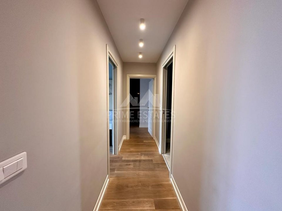 Apartament 3 camere de vanzare , Emerald Residence, lake view
