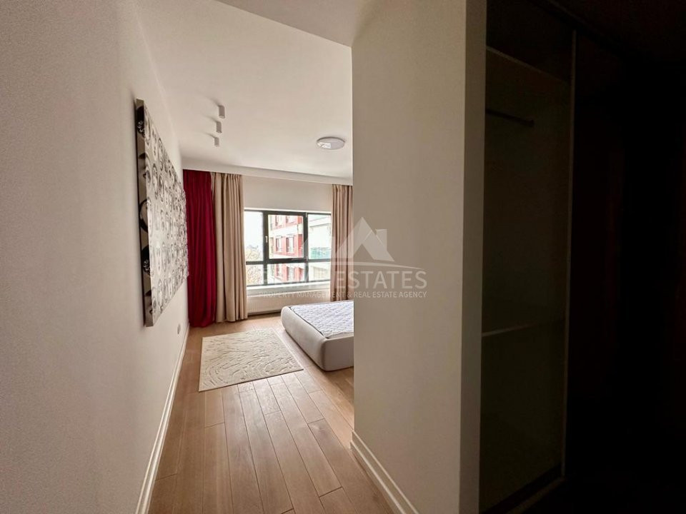 Apartament 3 camere de vanzare , Emerald Residence, lake view