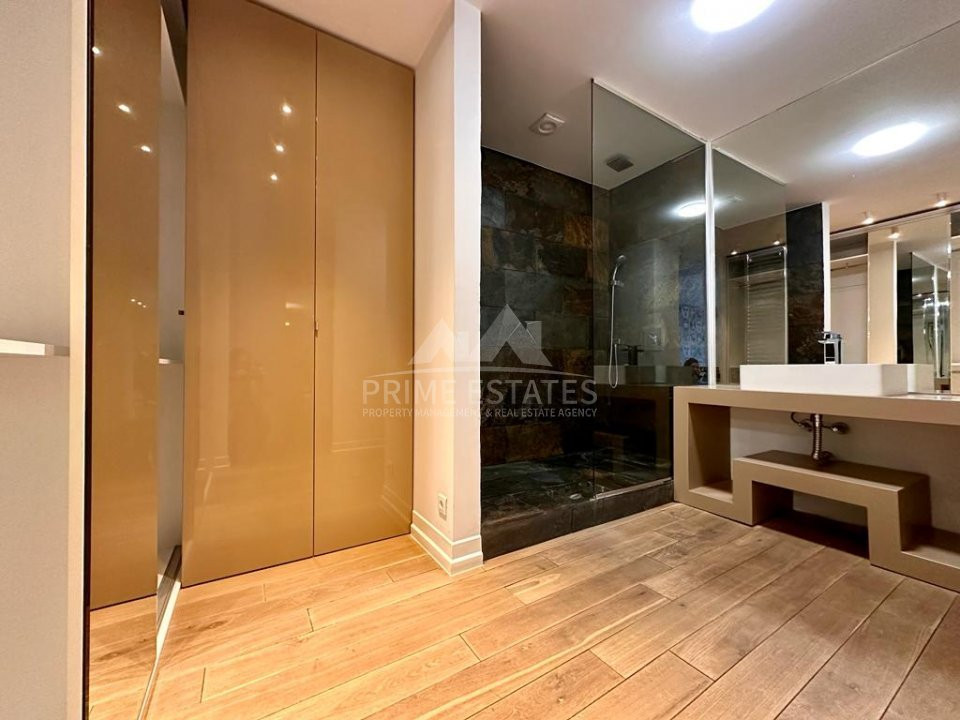 Apartament 3 camere de vanzare , Emerald Residence, lake view