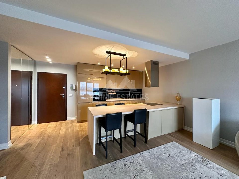 Apartament 3 camere de vanzare , Emerald Residence, lake view