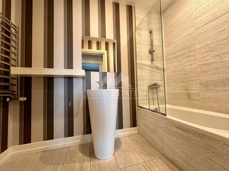 Apartament 3 camere de vanzare , Emerald Residence, lake view