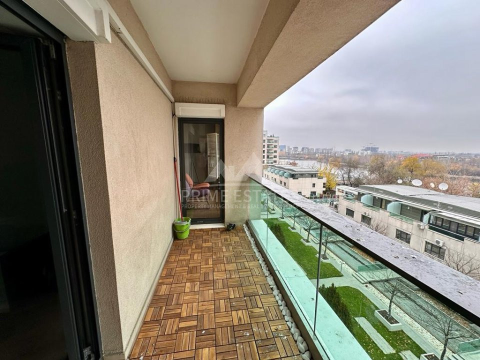 Apartament 3 camere de vanzare , Emerald Residence, lake view