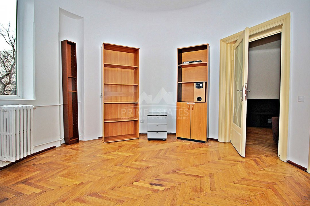 Inchiriere apartament 3 camere Titulescu Banu Manta 