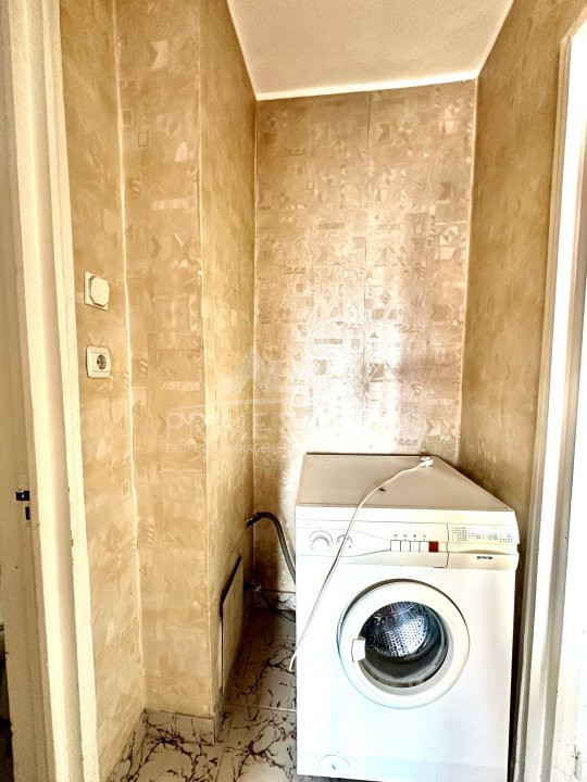 De vanzare apartament 3 camere de renovat Parcul Tineretului