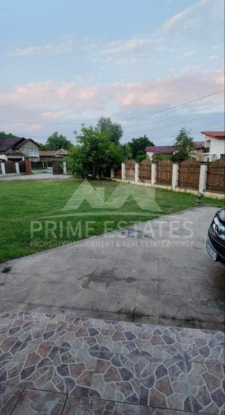 De vanzare Vila P+M cu 920 mp teren + garaj in Răzvad, județul Dâmbovița