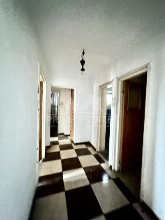 De vanzare apartament 3 camere pe Calea Moșilor stradal