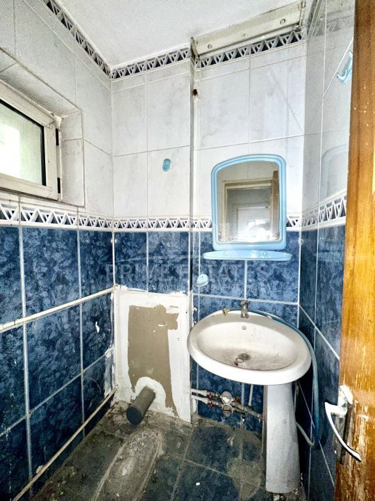 De vanzare apartament 3 camere pe Calea Moșilor stradal