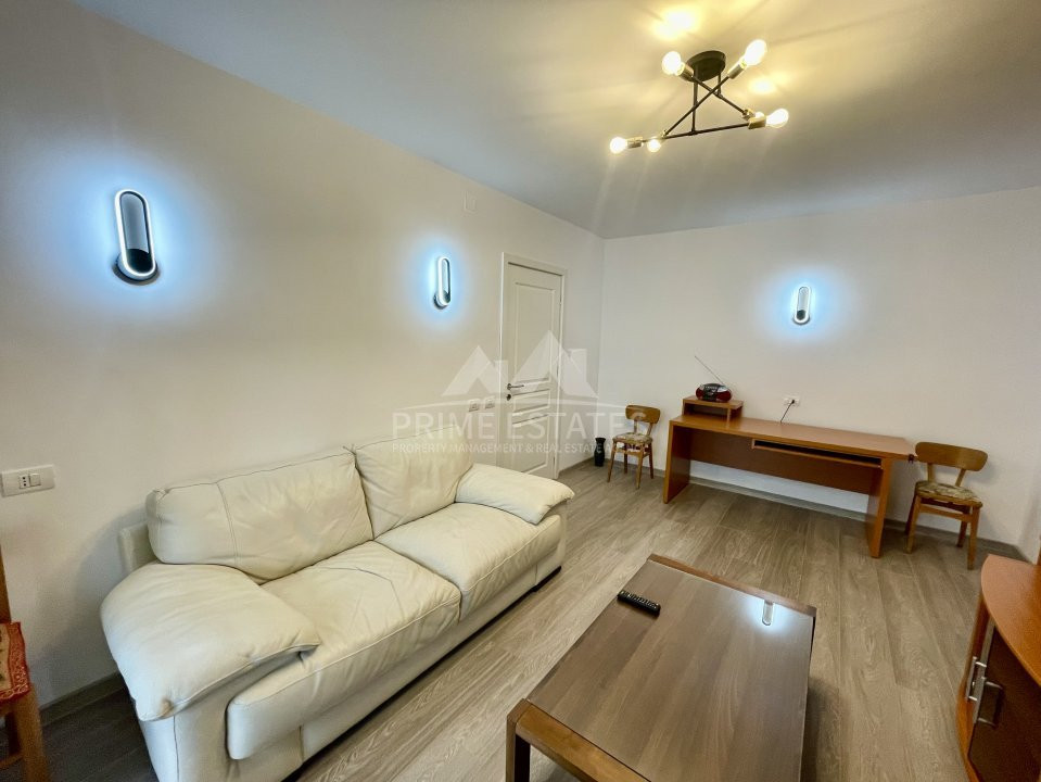 2-room apartment for rent, near Dristor Metro!