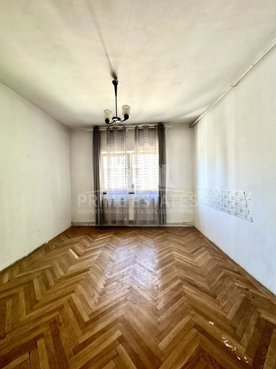 Oportunitate achiziție apartament 5 camere in vila P+1 