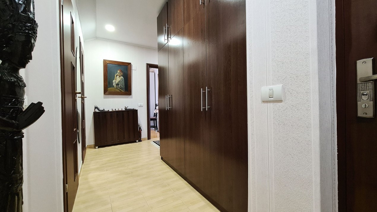 Vanzare apartament 3 camere, 1 loc parcare - Voluntari Catedrala