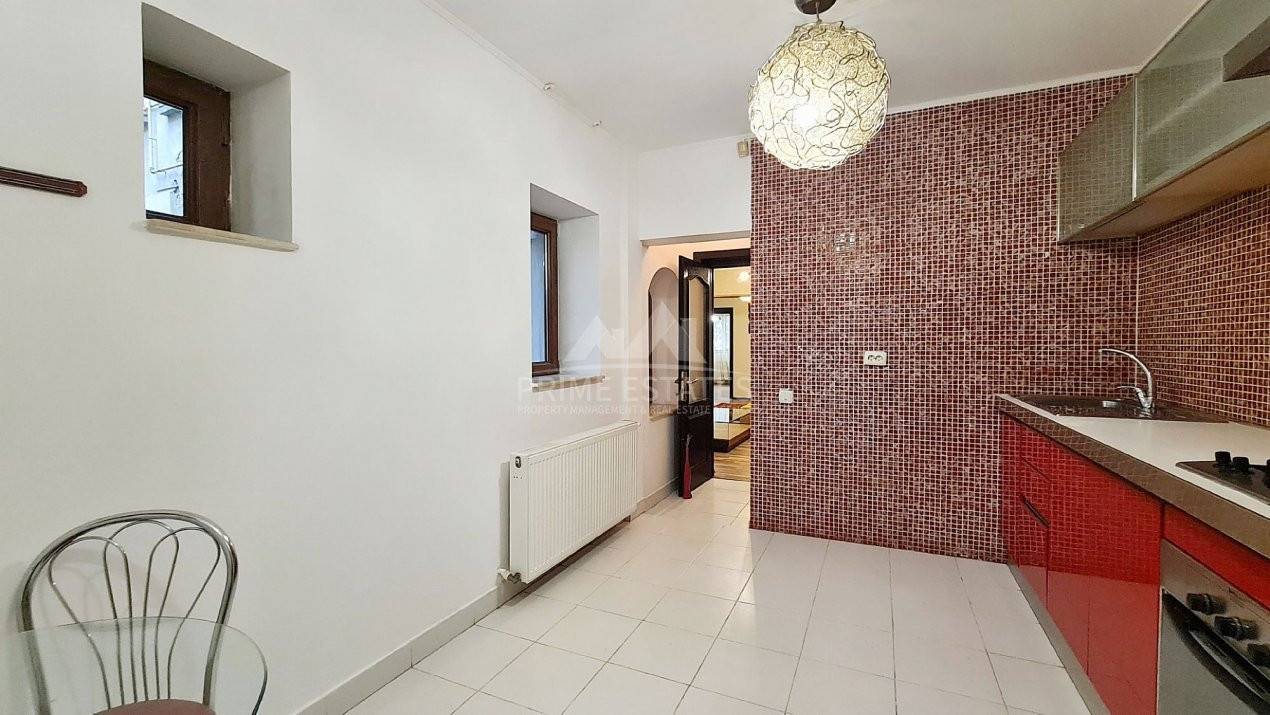 Inchiriere apartament 3 camere Calea Calarasilor Delea Noua