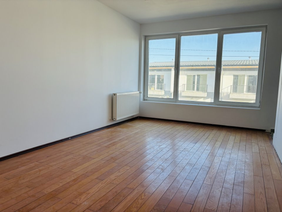 INVESTITIE Vila P+1 E cu garaj de vanzare Tunari Str. Paris - 4 camere