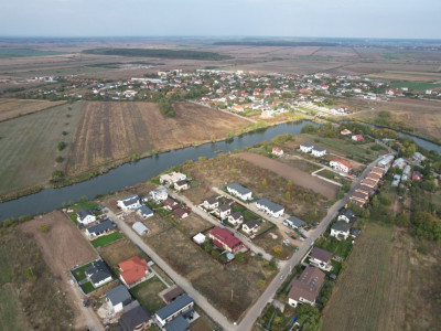 Teren de Vanzare 1026 mp Corbeanca Ostratu, zona de vile locuite