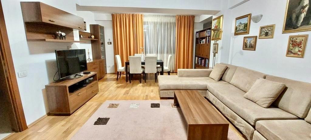 De Vânzare Apartament 121 mp cu 3 Camere în Zona Băneasa