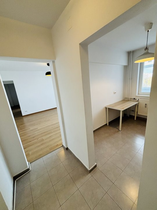 Apartament 3 camere Metrou Drumul Taberei Parc Moghoros