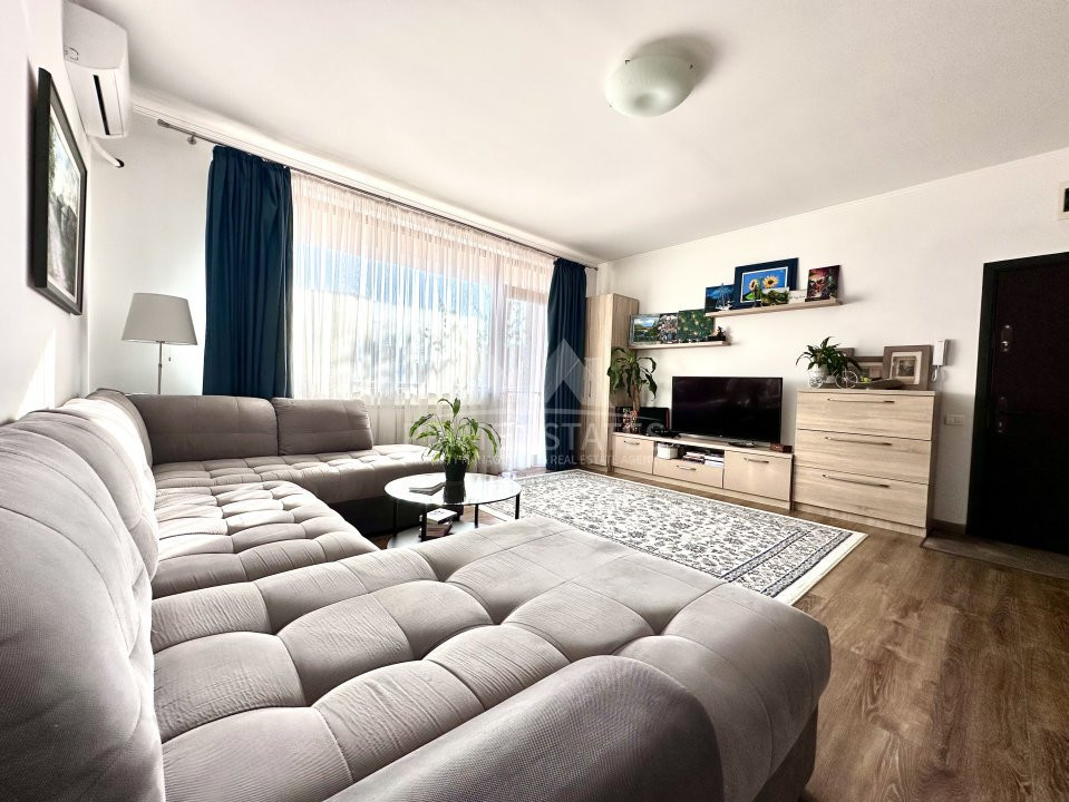 Superb 4-room apartment for sale in Bucharest Noi