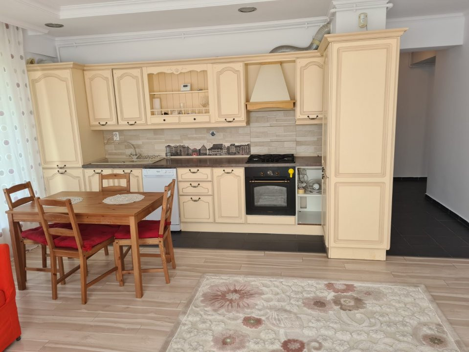  Vanzare 3 camere cu vedere piscina - Complex Diamond Residence 