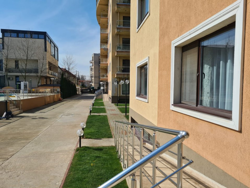  Vanzare 3 camere cu vedere piscina - Complex Diamond Residence 