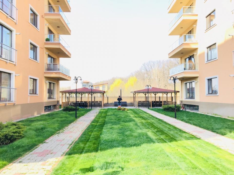  Vanzare 3 camere cu vedere piscina - Complex Diamond Residence 