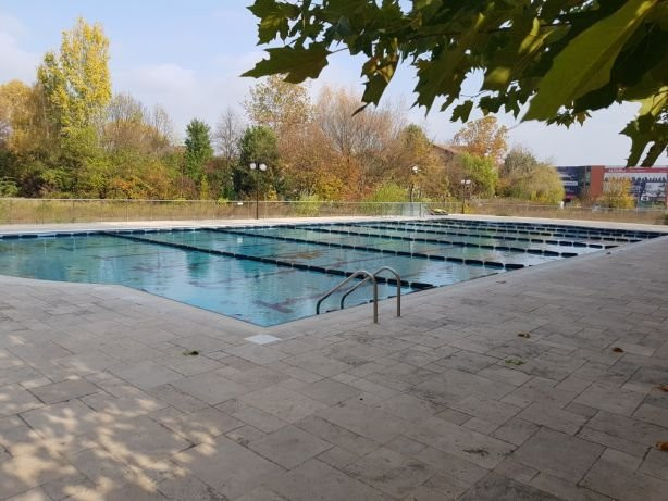  Vanzare 3 camere cu vedere piscina - Complex Diamond Residence 