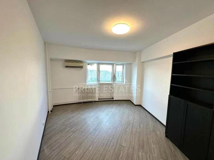 De vânzare penthouse 6 camere, Piața Alba Iulia- Decebal