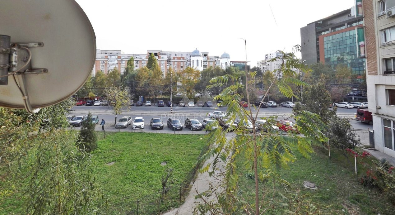 Inchiriere garsoniera cu centrala proprie Calea Calarasilor