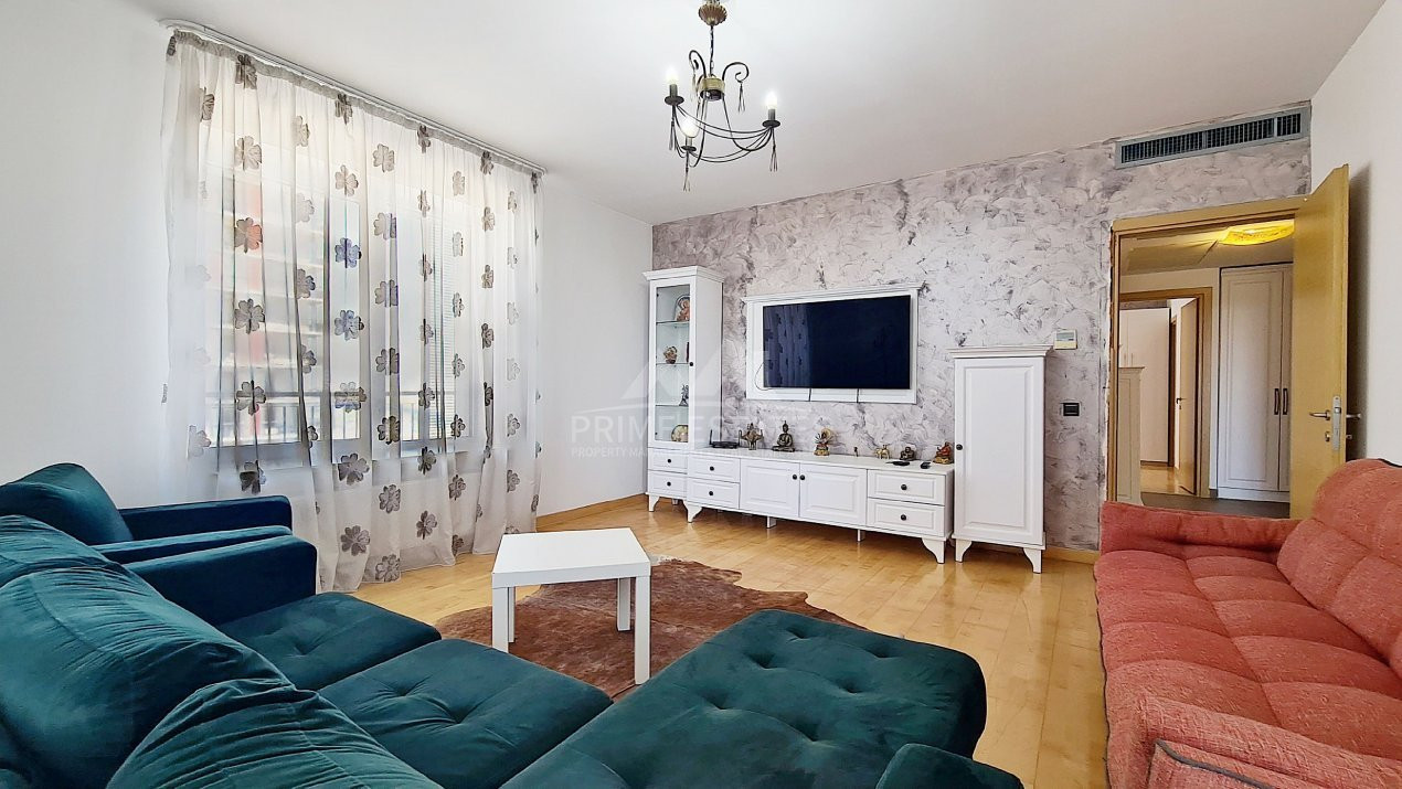  apartament de vanzare 3 camere Splaiul Unirii Tineretului