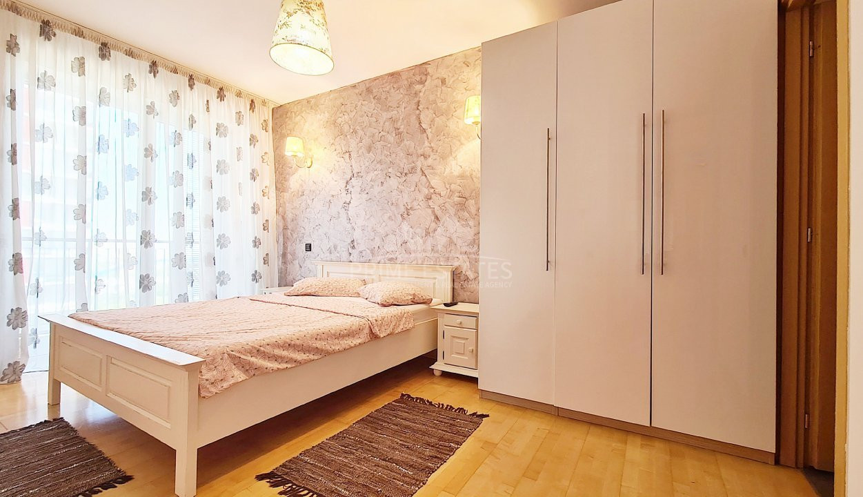  apartament de vanzare 3 camere Splaiul Unirii Tineretului