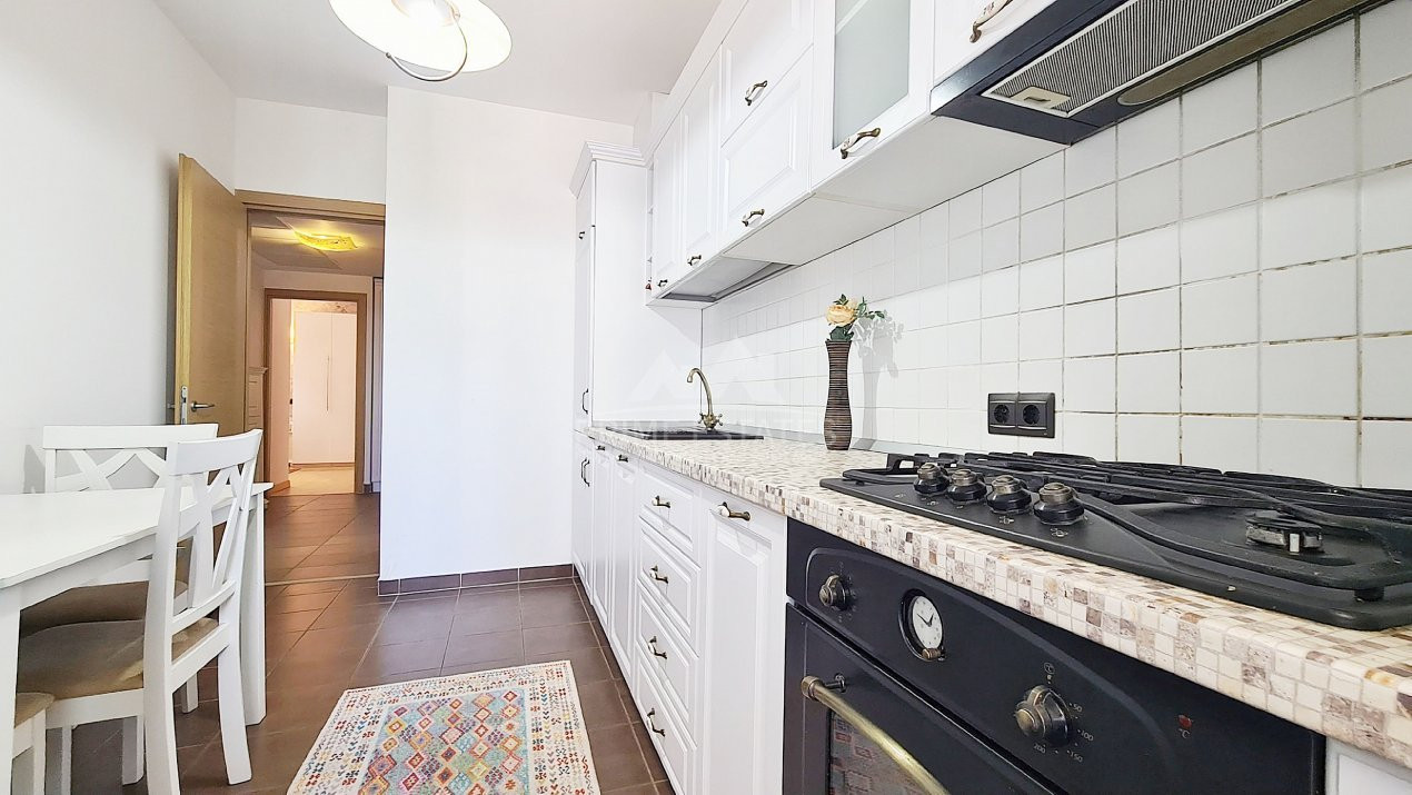  apartament de vanzare 3 camere Splaiul Unirii Tineretului