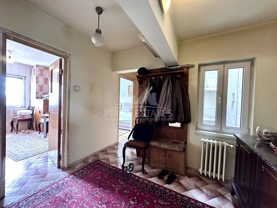 De vanzare apartament 3 camere decomandat Bulevardul Lacul Tei - Grigore Moisil