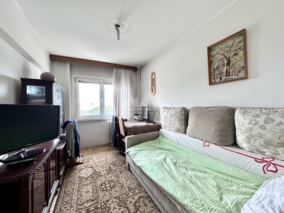 De vanzare apartament 3 camere decomandat Bulevardul Lacul Tei - Grigore Moisil