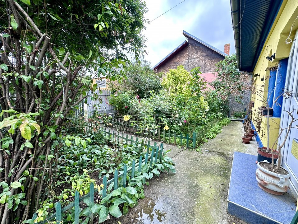 De vanzare Casa 3 camere + Teren in Cornetu