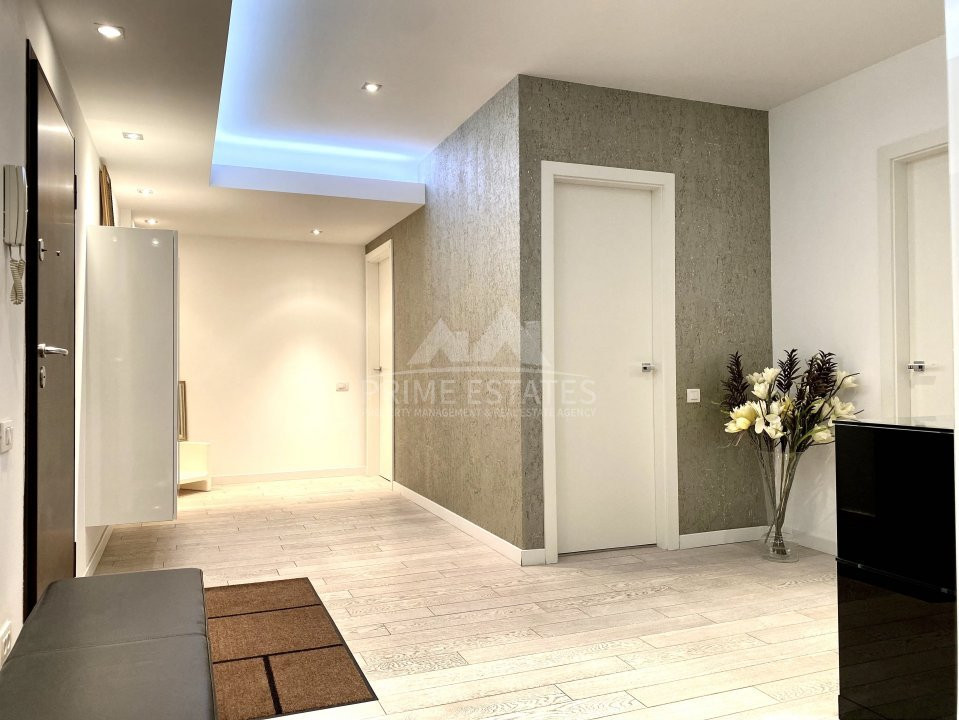 De Vânzare Apartament de lux cu 3 camere in Herăstrău 