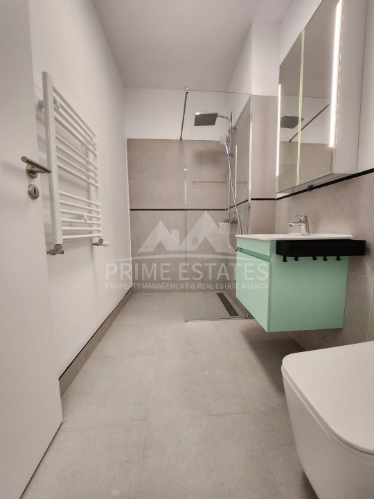 De vanzare 2 camere, amenajat nou cu designer Marmura Residence 