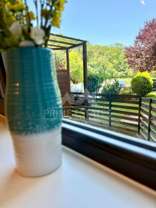 De închiriat 2 camere cu gradina 30 mp, loc parcare inclus Greenfield