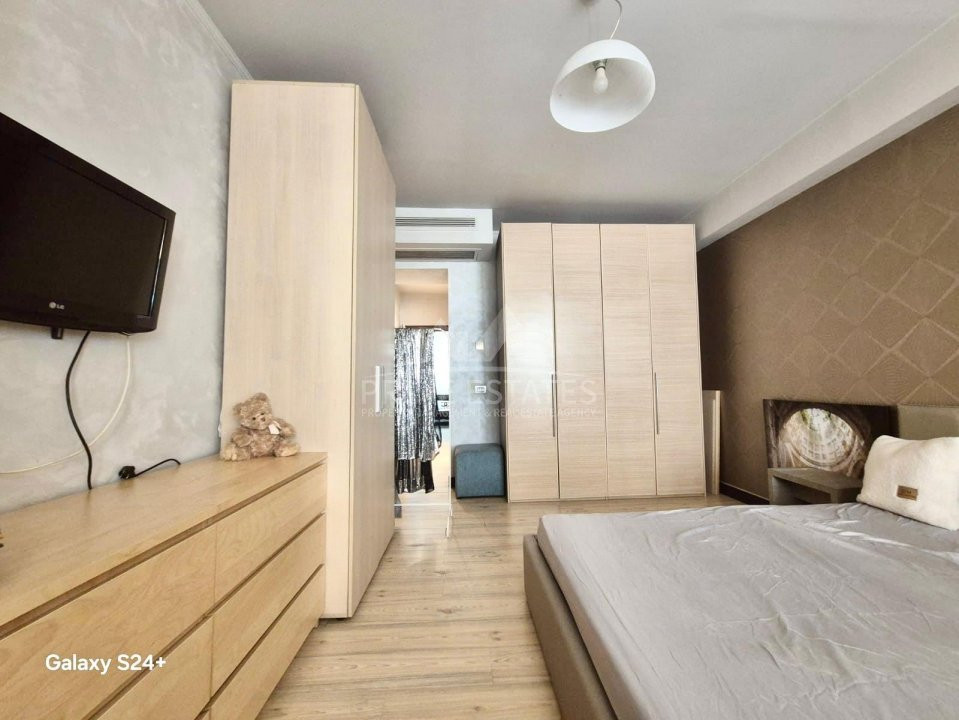 De vânzare apartament 3 camere 145 mp în Herăstrău