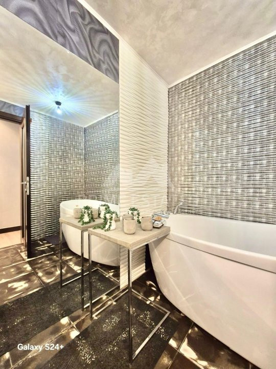 De vânzare apartament 3 camere 145 mp în Herăstrău