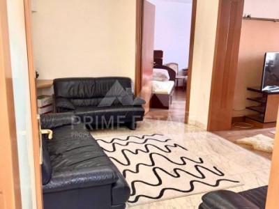 De închiriat apartament cu 3 camere - stradal Bld Carol