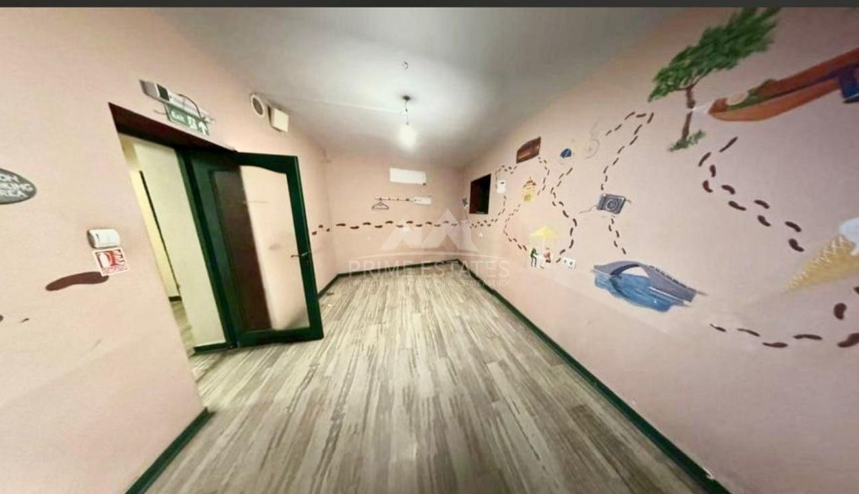 De închiriat spațiu comercial 130 mp-stradal