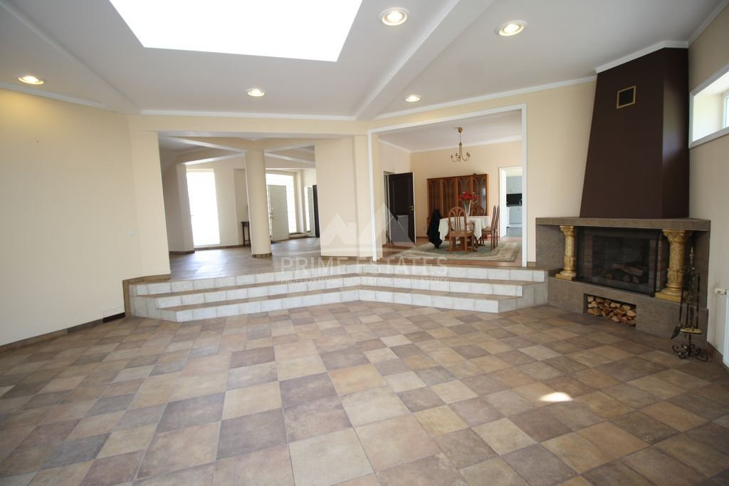 De vanzare pentru Investitie vila inchiriata langa padure, cu teren 3017 mp 